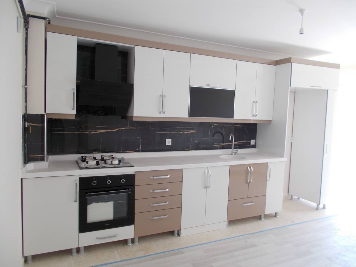 KEMAX EMLAK'TAN 3+1 ARAKAT ÖN CEPHE GÜNEY