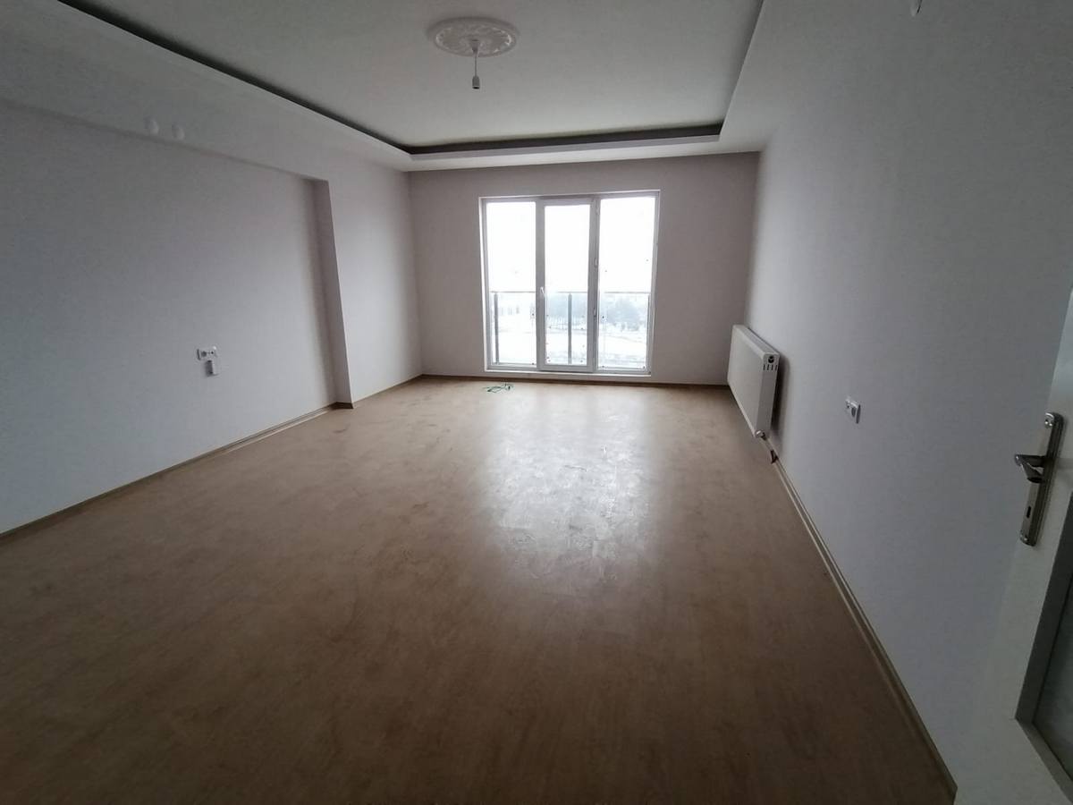 KEMAX EMLAK TAN MUHTEŞEM MANZARALI FULL YAPILI DAİRE