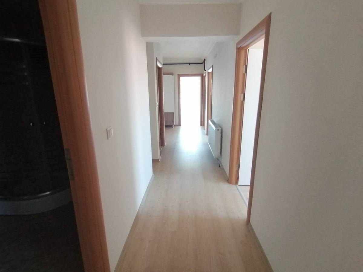 KEMAX EMLAK'TAN MERKEZDE FULL YAPILI 4+1DAİRE