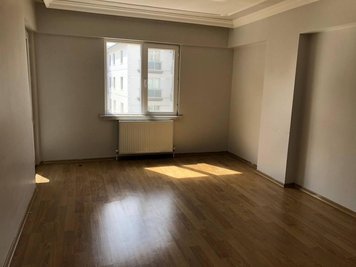 KEMAX EMLAK'TAN ARA KATTA 4+1 GÜNEY CEPHE